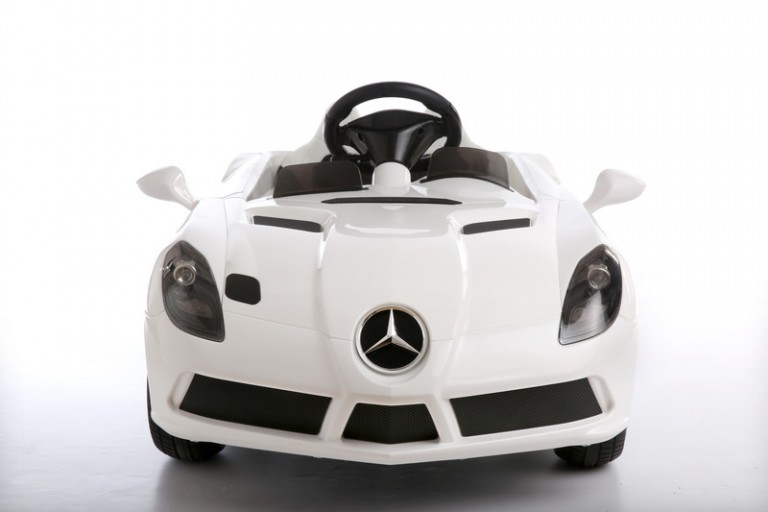mercedes ride on car white